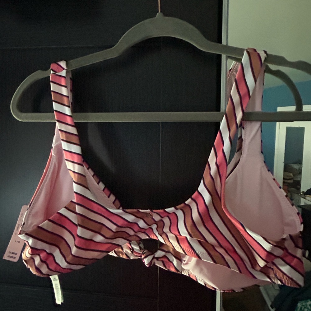 NWT Victoria’s Secret Bikini Top 👙 - Picture 6 of 8
